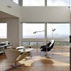 Tolomeo Floor est une lampe de sol créée par Michele De Lucchi pour Artemide, elle est munie d'un abat-jour en aluminium orientable et d'un bras articulé.  Tolomeo Floor est une lampe de sol créée par Michele De Lucchi pour Artemide, elle est munie d'un abat-jour en aluminium orientable et d'un bras articulé.